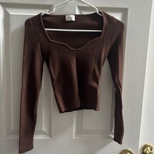 Brown Aritzia sweater in xs
